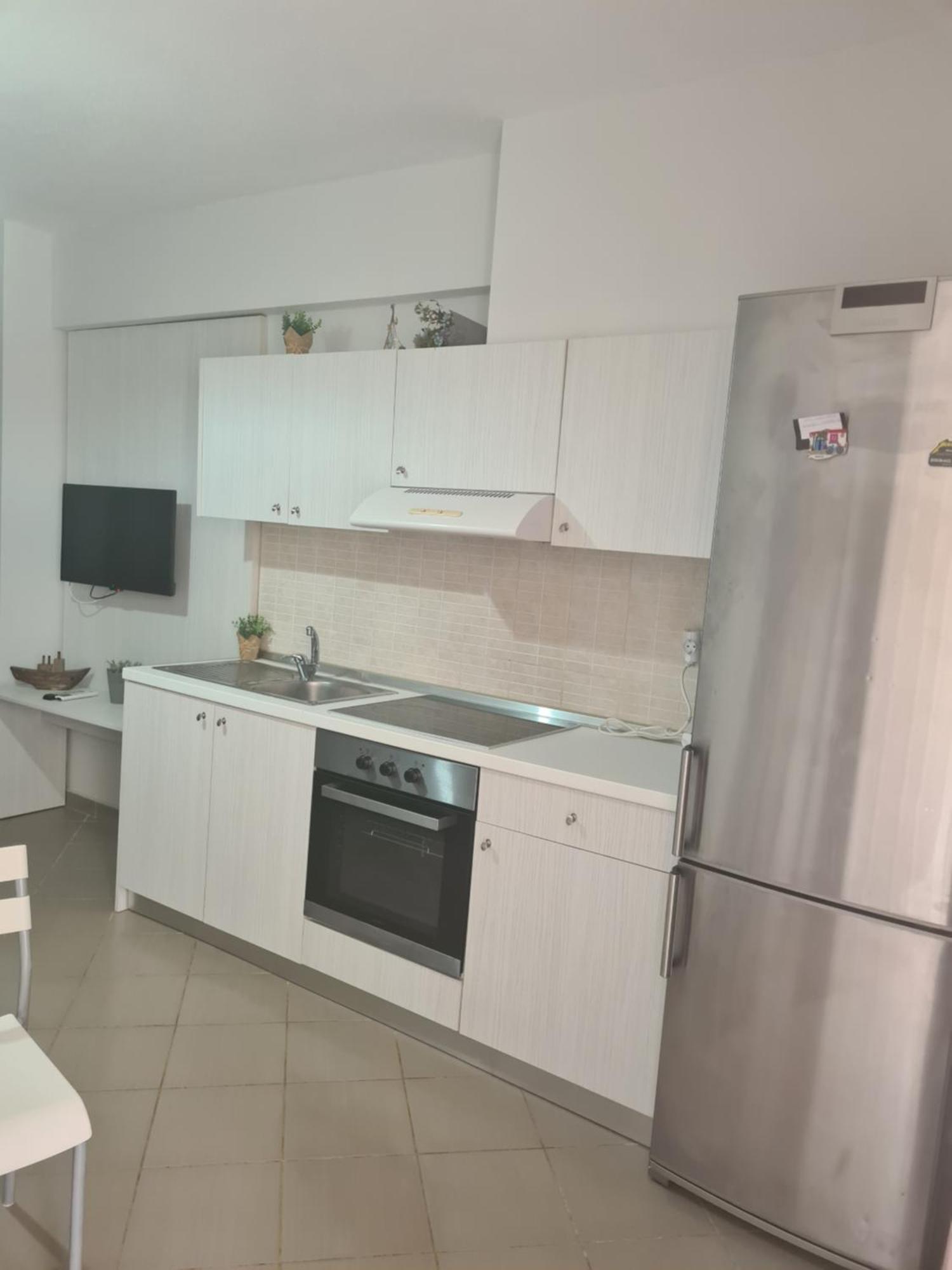 Makis Apartments Touzla Ofrinion Exterior photo